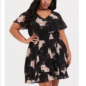 NWOT Torrid Flower Dress 👗 💐